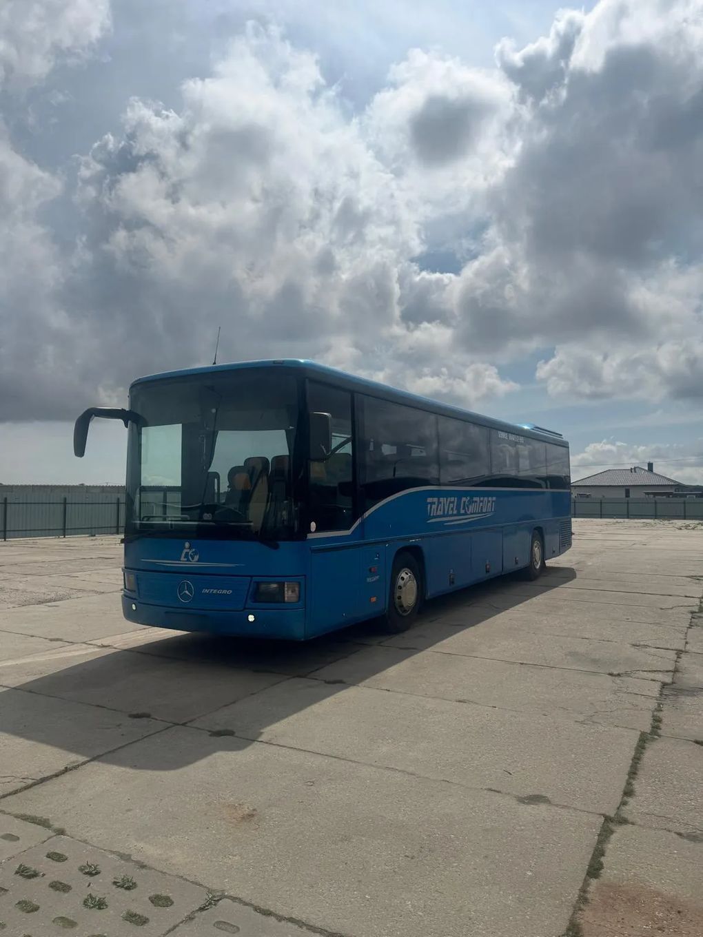 Mercedes-Benz 516  Autobus Mercedes-Benz INTEGRO 516