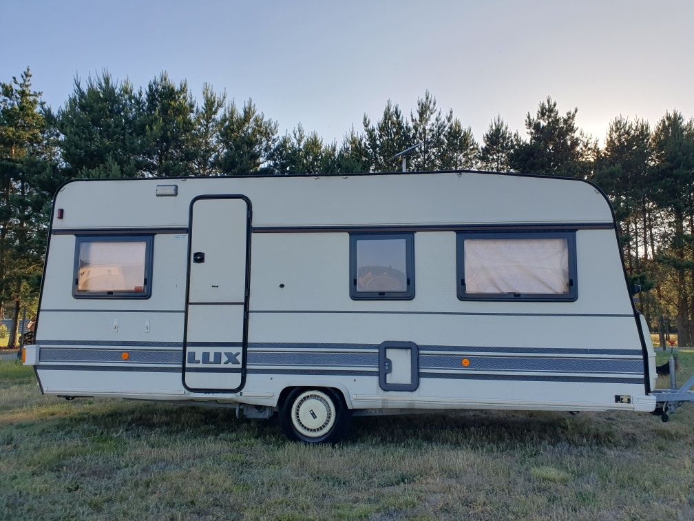 Burstner Holdey540 91r 4x osoby Przedsionek Wc,Media 1300kg ładna!!!