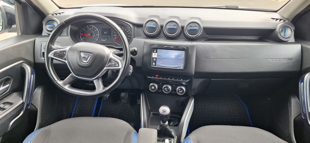 DACIA Duster4wd Laureate 1.5диз. 86kv 120л.с. 6-Ступка