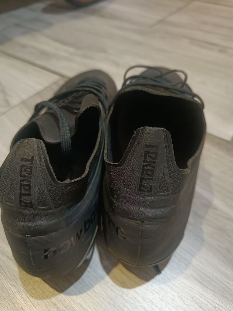 Korki piłkarskie New Balance Tekela