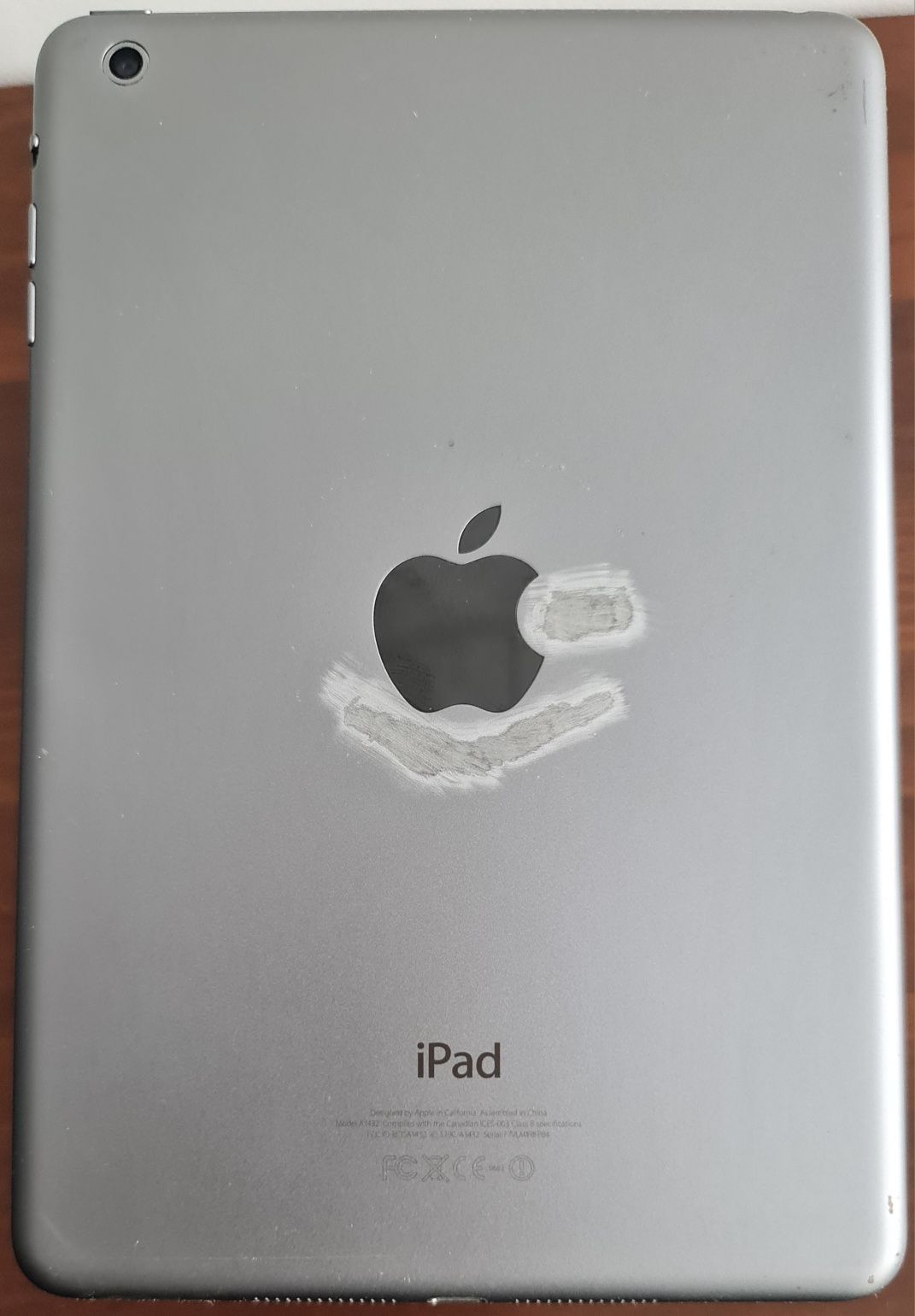 Tablet Apple IPAD MINI A1432 16GB Srebrny stan BDB