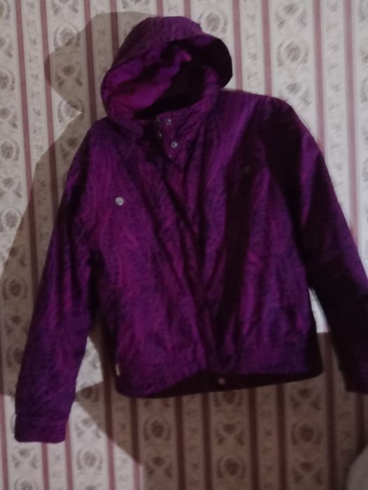 Жіноча куртка коламбия