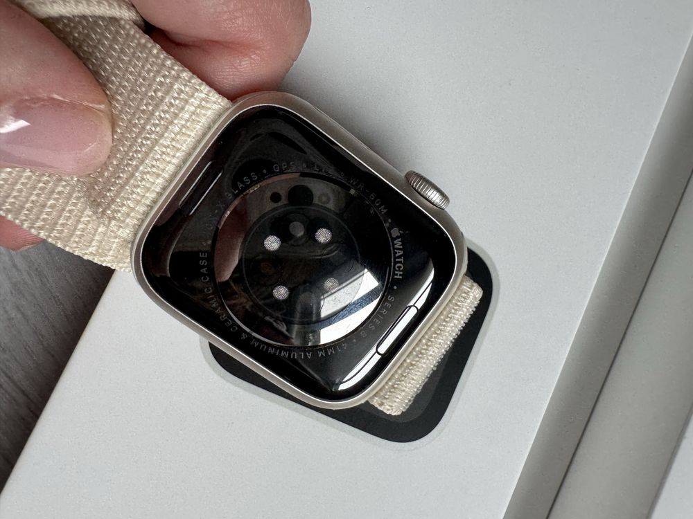 Zegarek Apple Watch series 8 41mm Starlight Cellular GPS e-sim