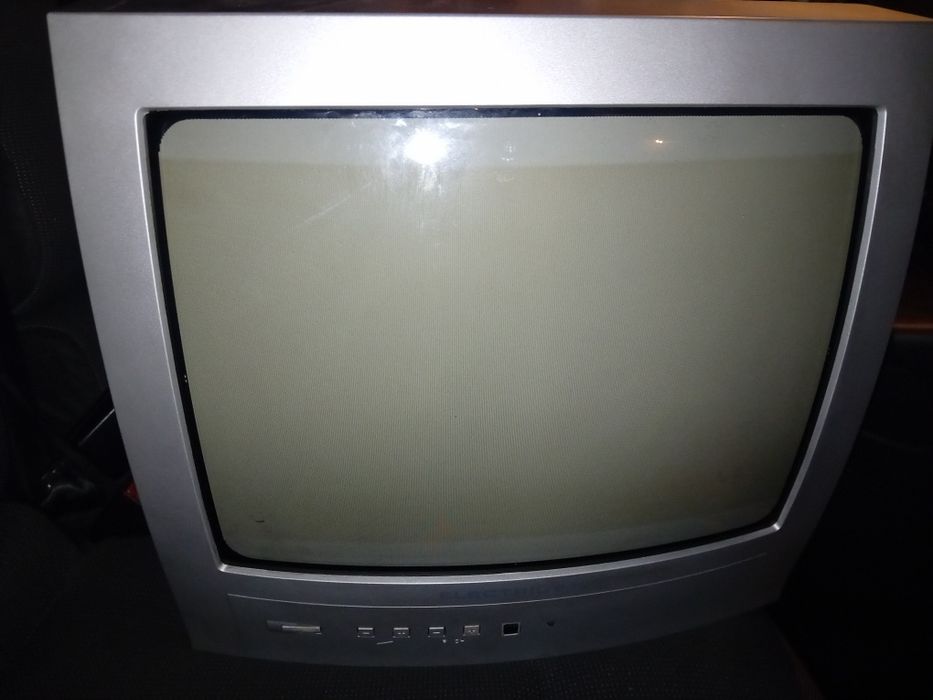 Televisão 37 cm..