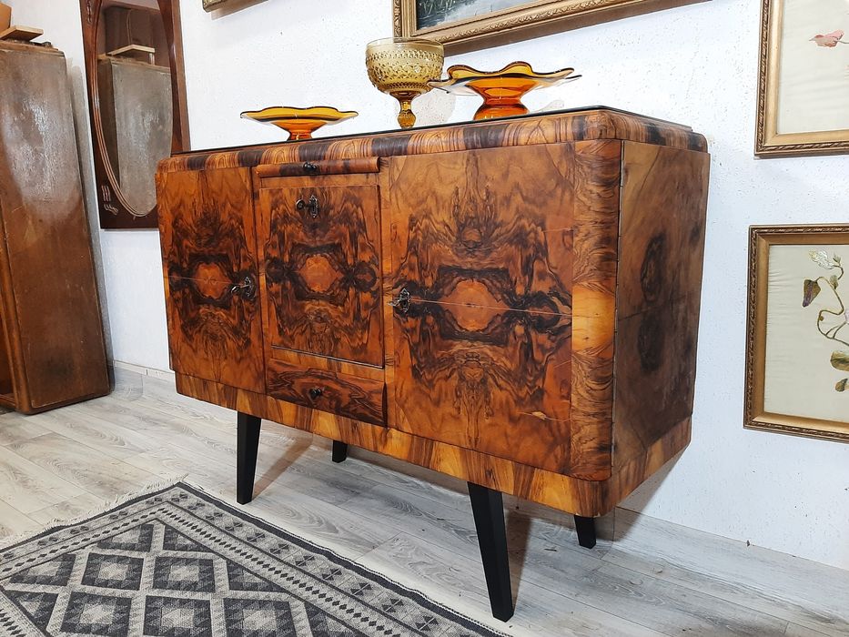 Komoda w stylu art deco po renowacji