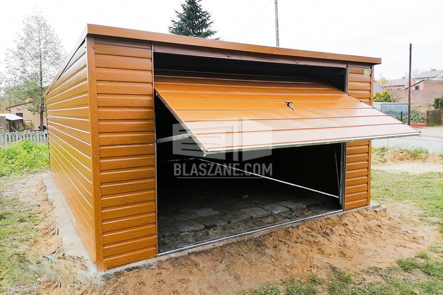 Garaż Blaszany 4X5 - Brama - Jasny Orzech - Drewnopodobny Bl137