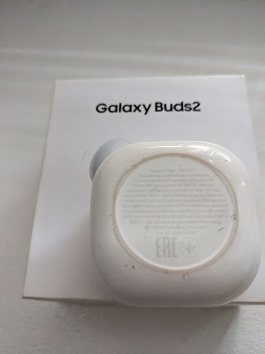 Samsung Galaxy buds 2