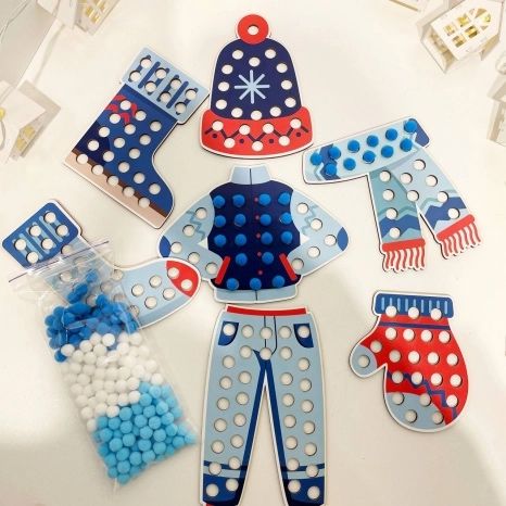 Гра-сортер з помпонами Зимовий одяг