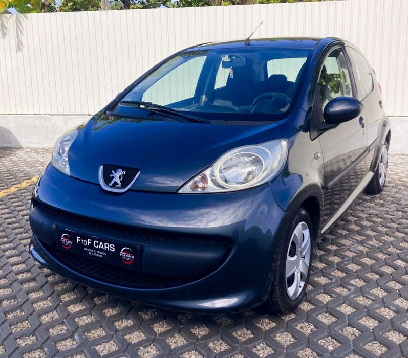Peugeot 107 1.0 gasolina IUC antigo