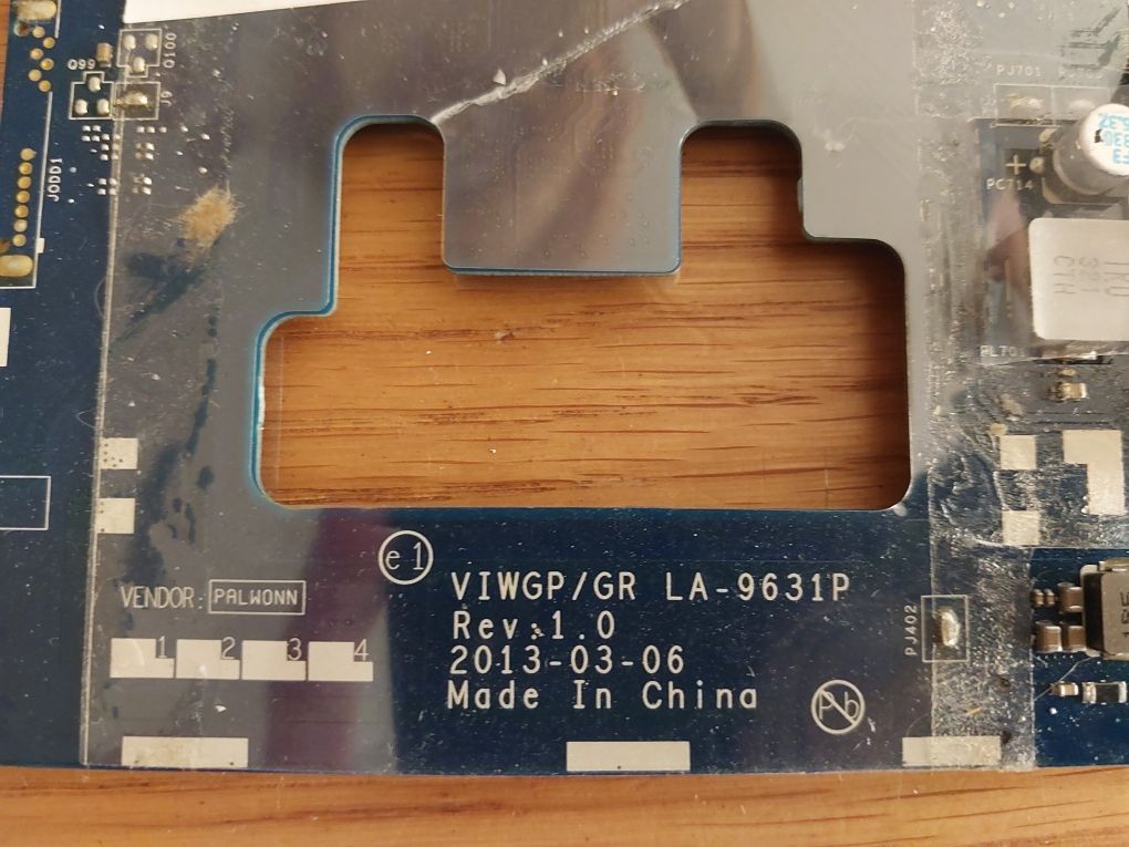 Płyta główna Lenovo G500 uszkodzona LA-9631P