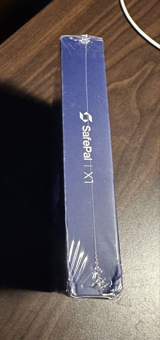 Hardware Wallet SafePal X1