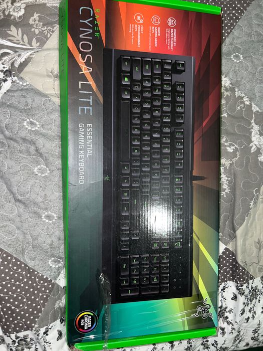 продаю клавіатуру  RAZER CYNOSA LITE