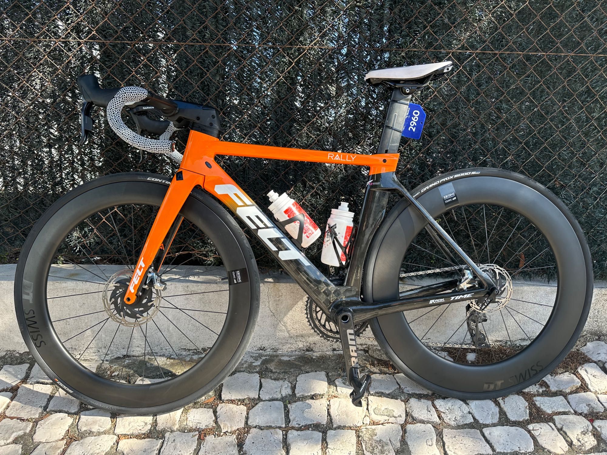 Bicicleta aero Felt AR / Sram Red AXS 12v
