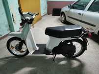 Lambreta Honda gasolina
