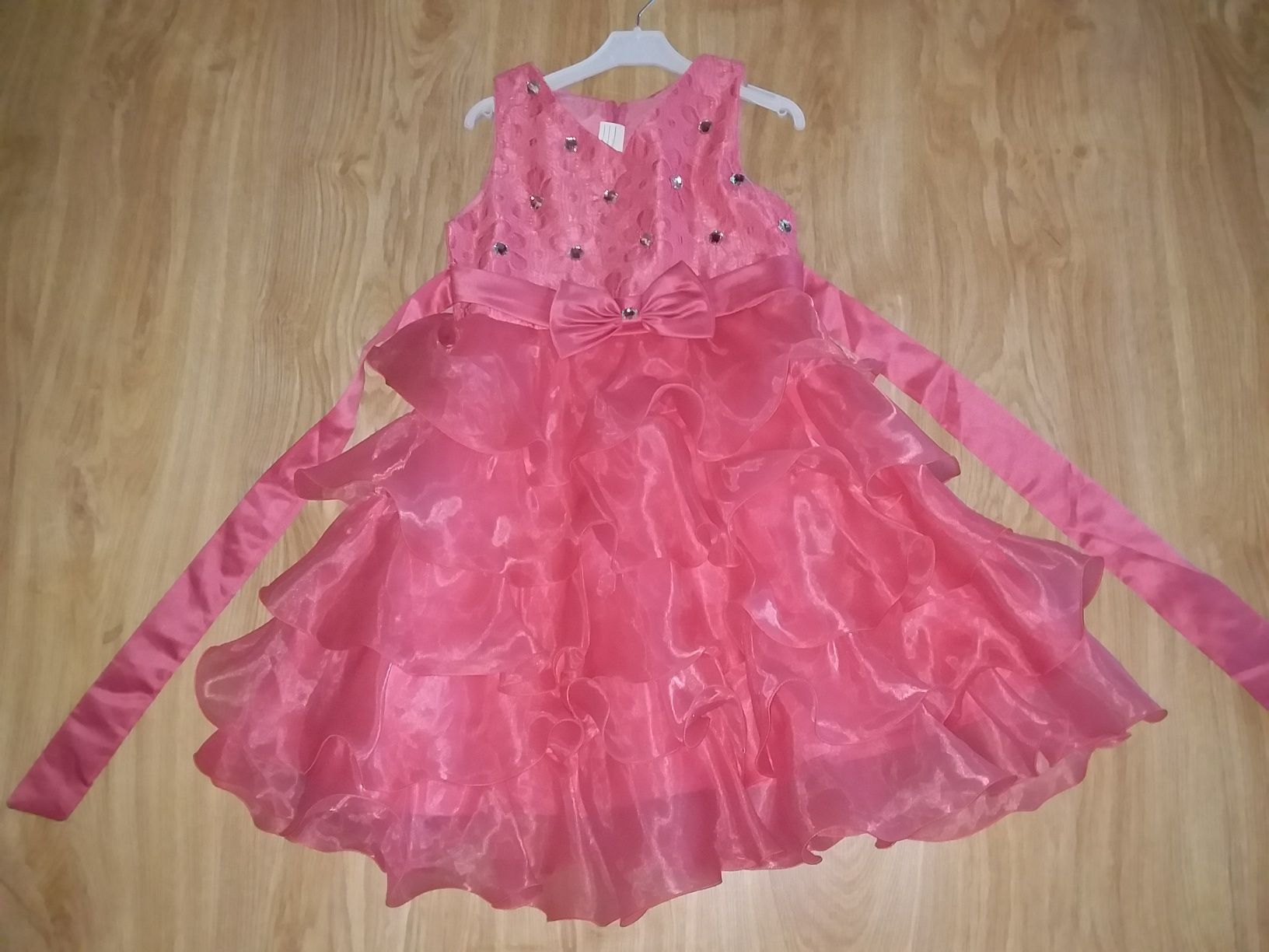 Платье, сукня р-р 104-110