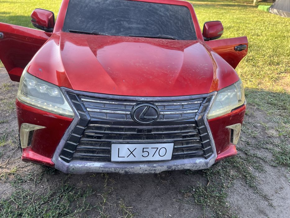 Продам дитячій електромобіль