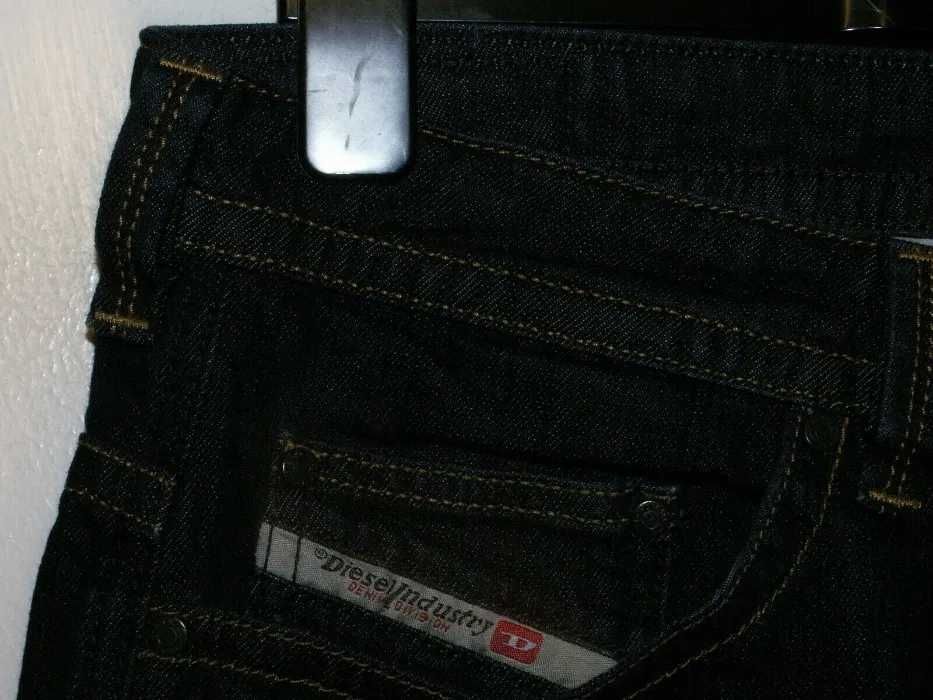 80/108 cm nowe DIESEL THAVAR indigo W29 L32 slim skinny  rurki W30 L34