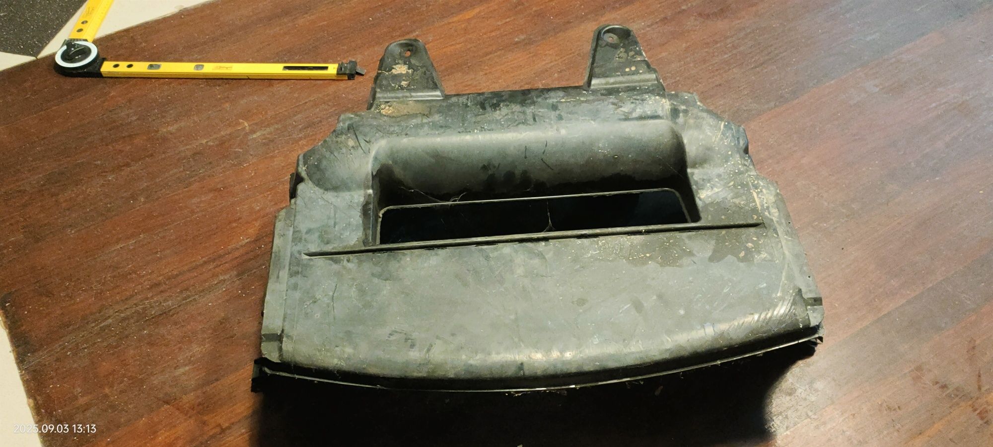 BMW E36 - Cobertura inferior do motor