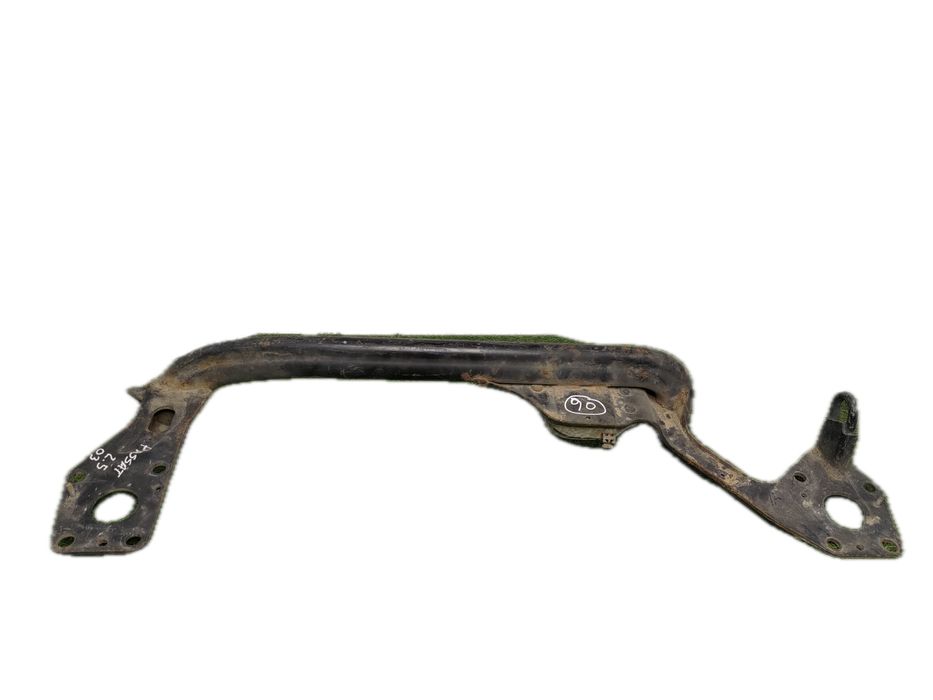 Reforço pára-choques frente VOLKSWAGEN Passat (3B3)