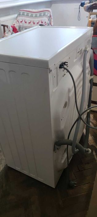 Рабочая стиральная машина Whirlpool