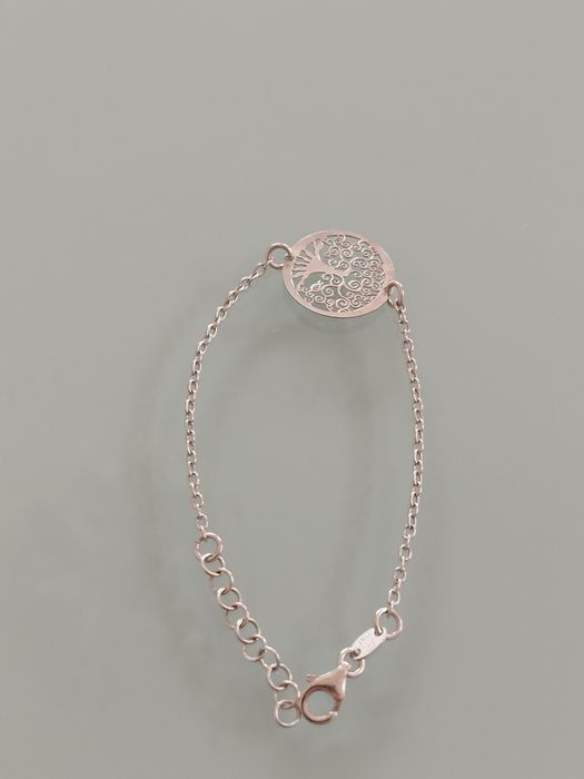 linda pulseira em prata com a árvore da vida