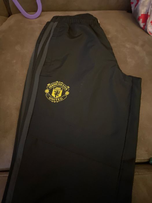 Calças Pretas Adidas 11/12 anos