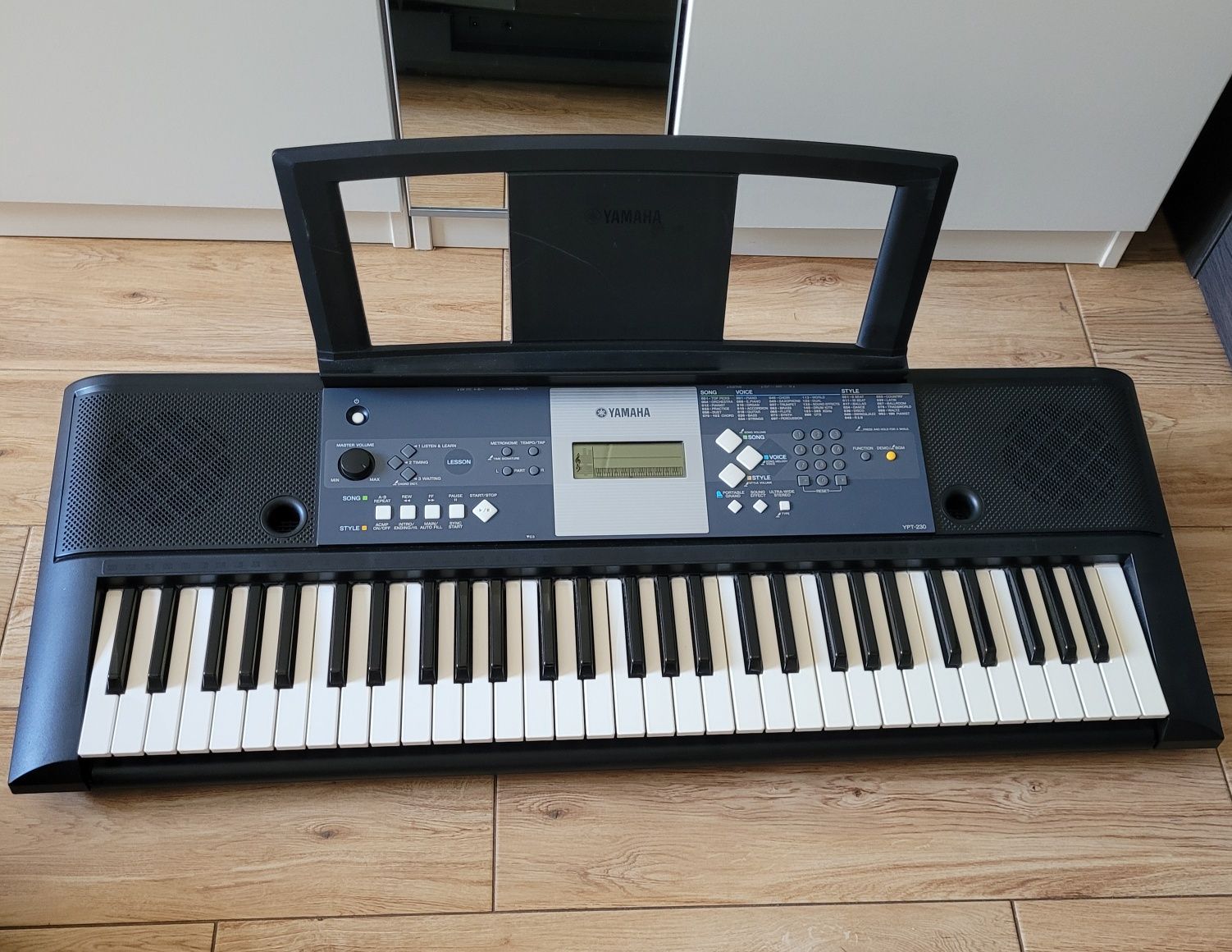 keyboard  YAMAHA YPT 230 używany stan bdb +stojak.