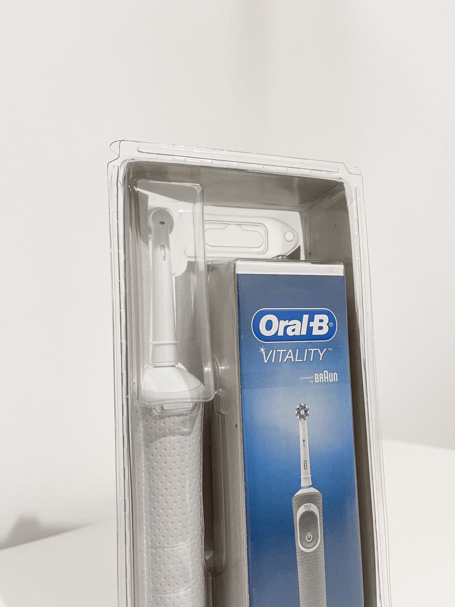 Oral-B Vitaly 100 Cross Action