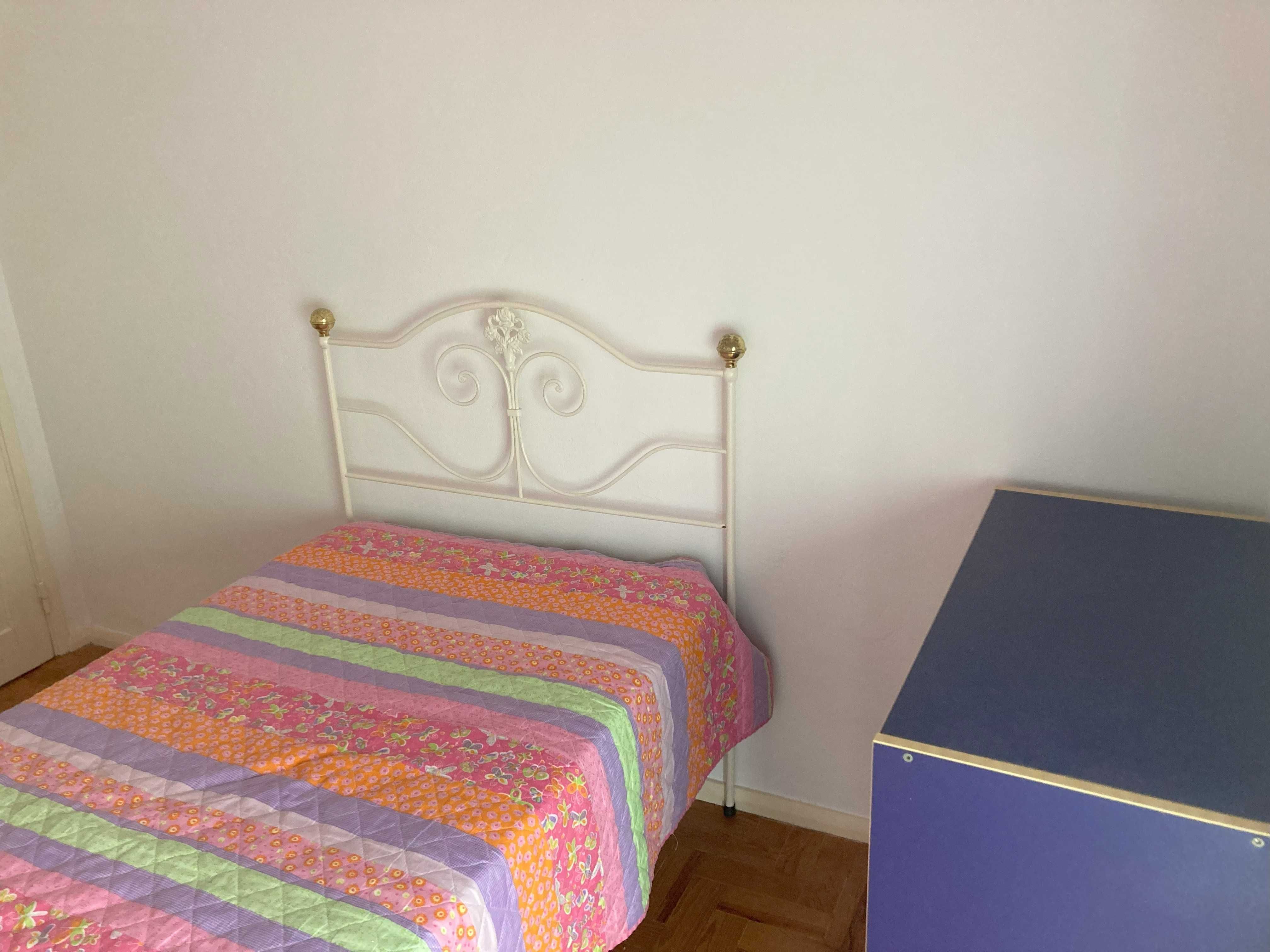 Alugo Quarto Oeiras SBE