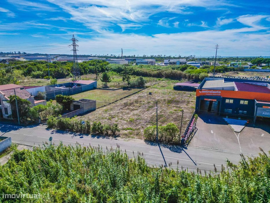Terreno plano para arrendamento - junto á Zona Industrial da Gala