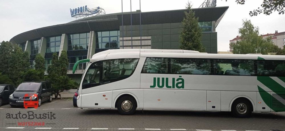 Przewóz osób. Wynajem autokarów, bus 9 - osobowy wraz z kierowcą.