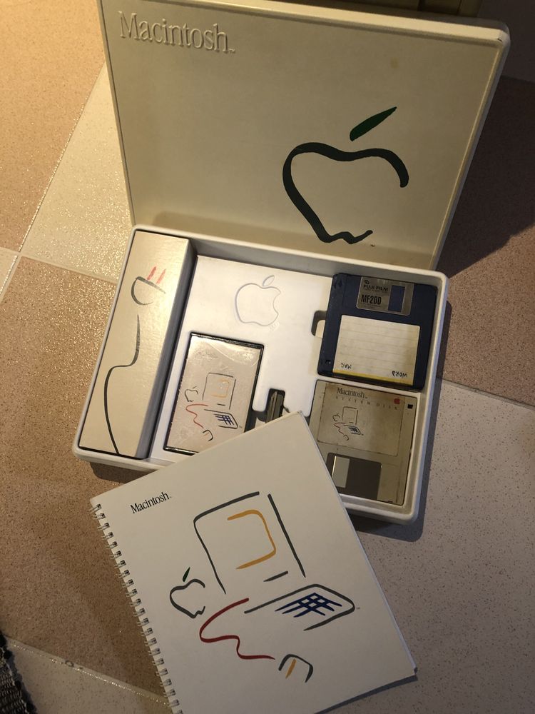 Apple 1984 Primeiro Macintosh M0001 Original completo