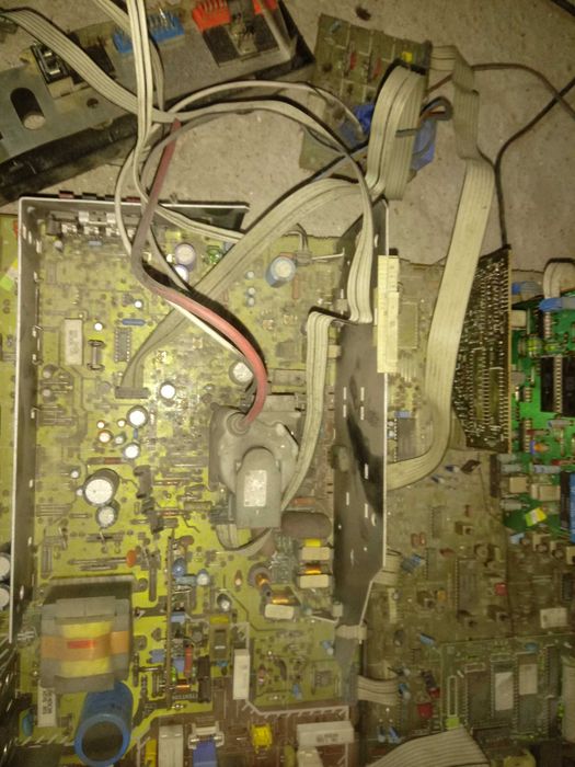 Sprzedam elektronike do tv. Philips