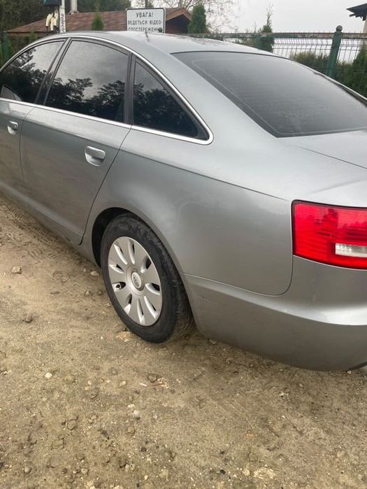 Ауді а6с6 2.0бензин