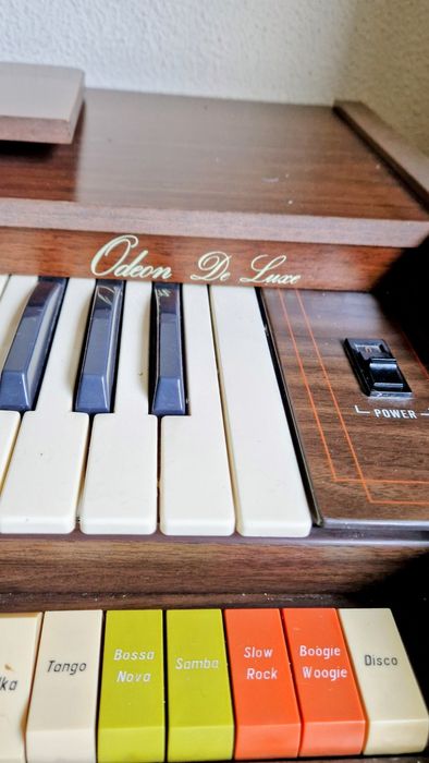 Órgão Viscount Odeon De Luxe