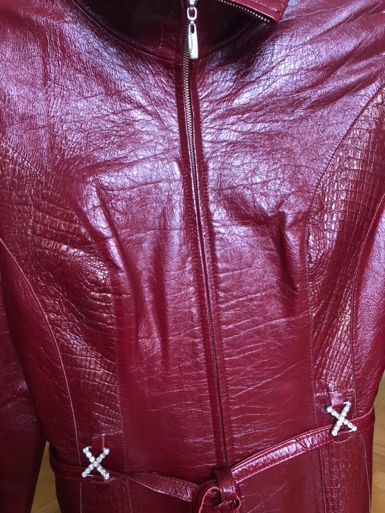 Шкіряна жіноча куртка, женская кожаная куртка