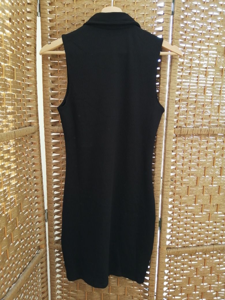 Czarna mini sukienka w prążki polo S z kołnierzykiem H&M