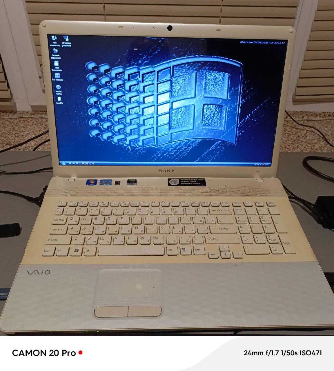 SONY VAIO 17", i3-2330M, GeForce 410M, працююча (розбірка)