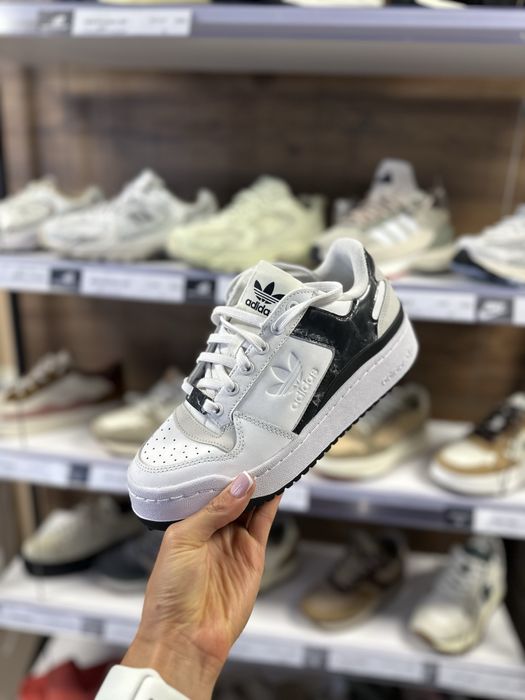 Оригінальні кросівки Adidas Forum Bold GY6988