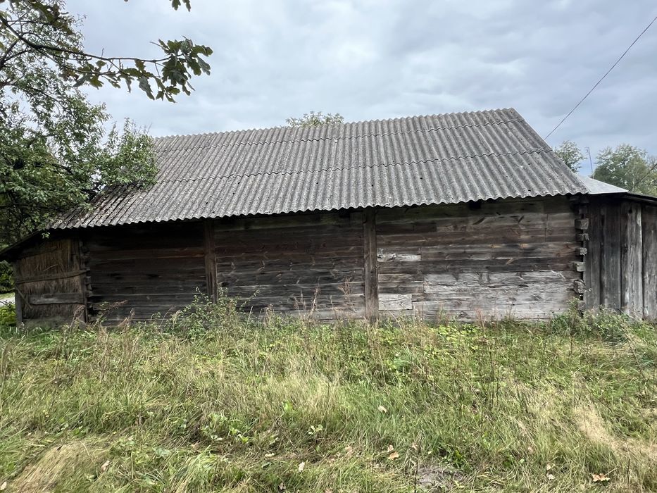 Хлів 9 на 5, дерево в хорошому стані( не гниле)
