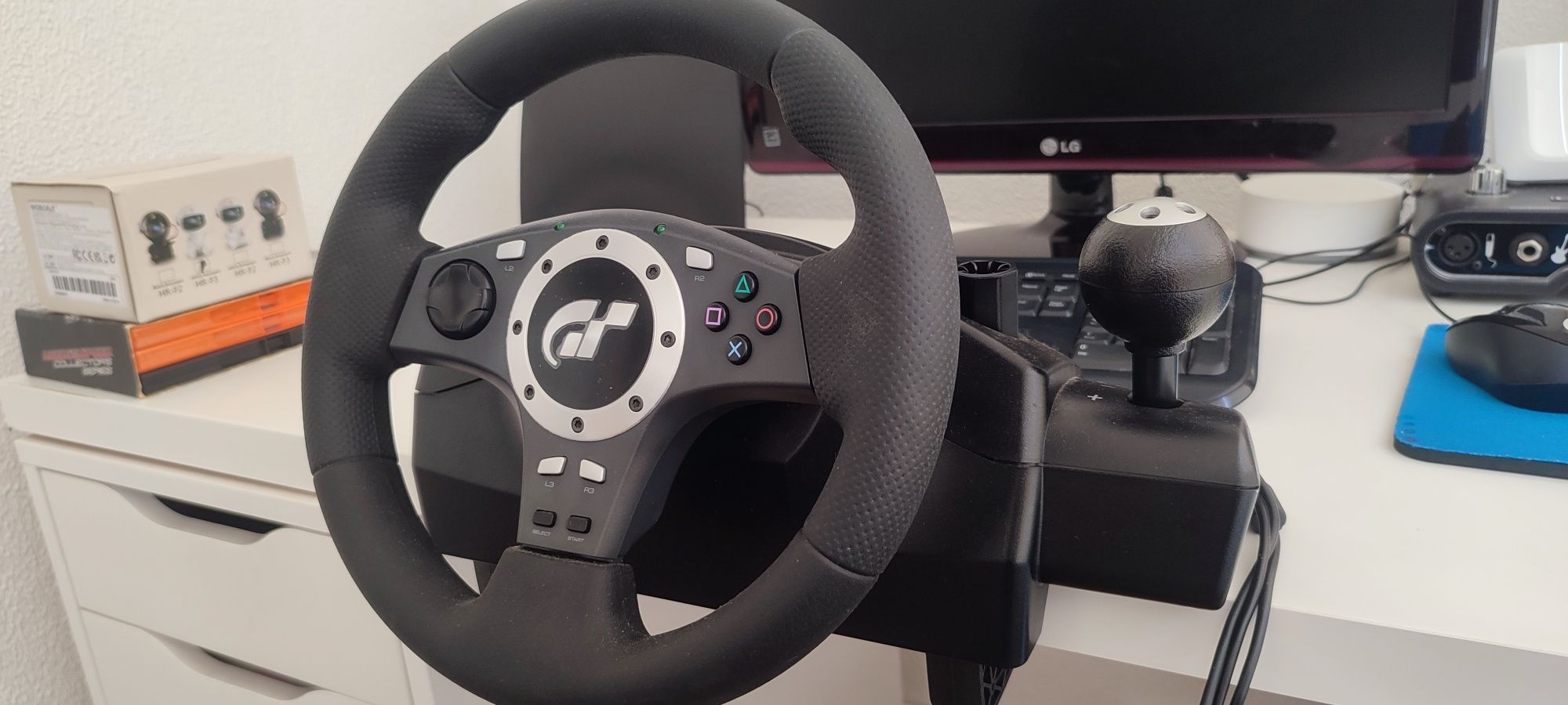 Volante Logitech Driving force Pro GT