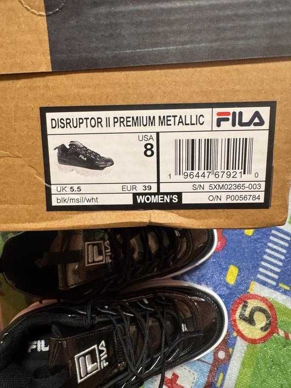 Fila disruptor ii premium жіночі чорні лакові кросівки us8