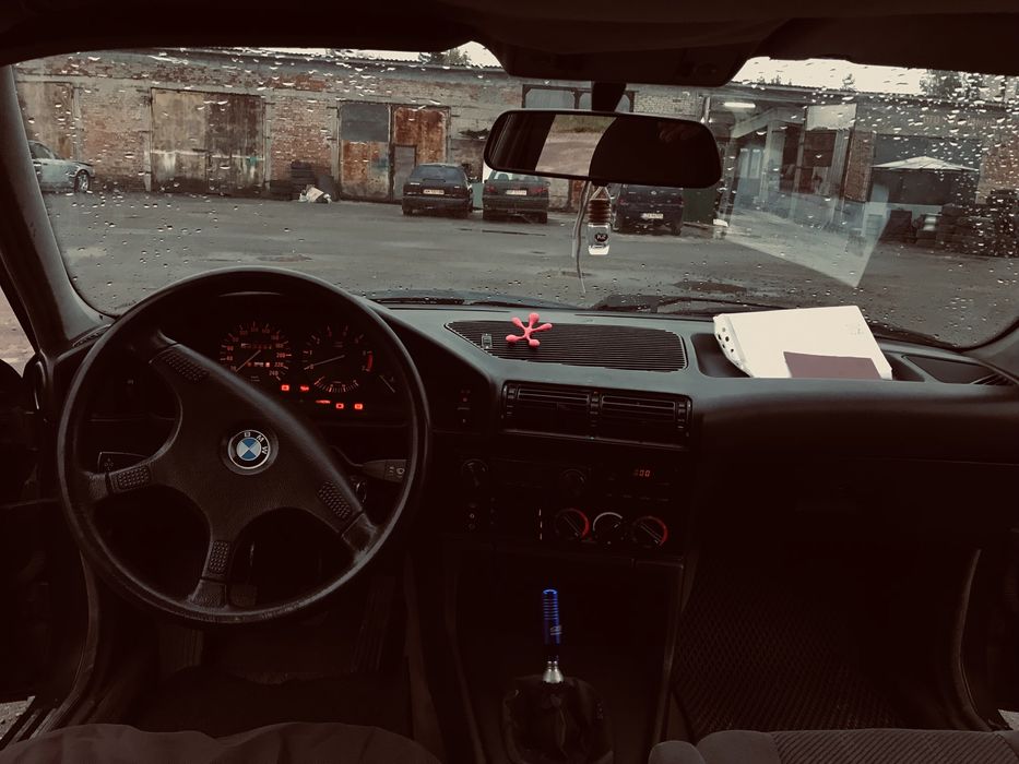 BMW e34 Цікавить обмін.