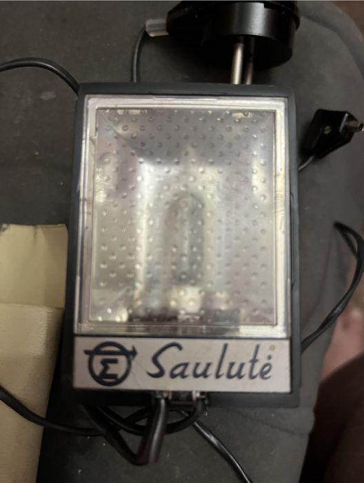 Фотоспалах часів срср ,фотоапарати та червона підсвітка