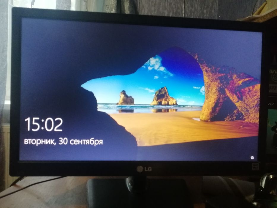 Монітори LG в робочому стані