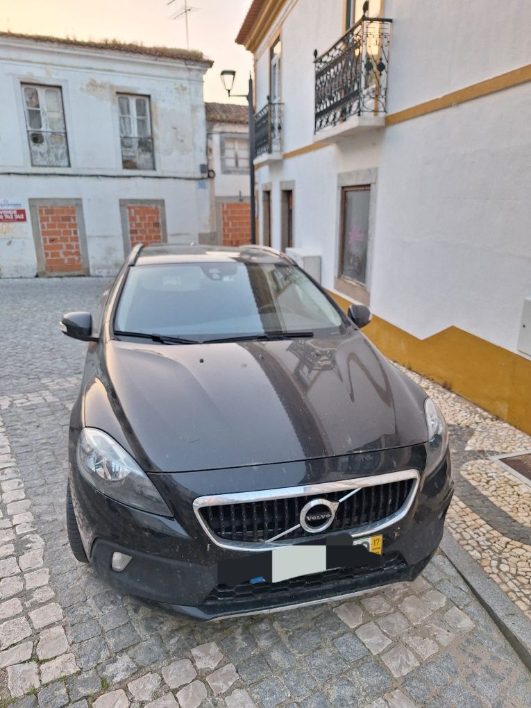 Volvo v40 cross country