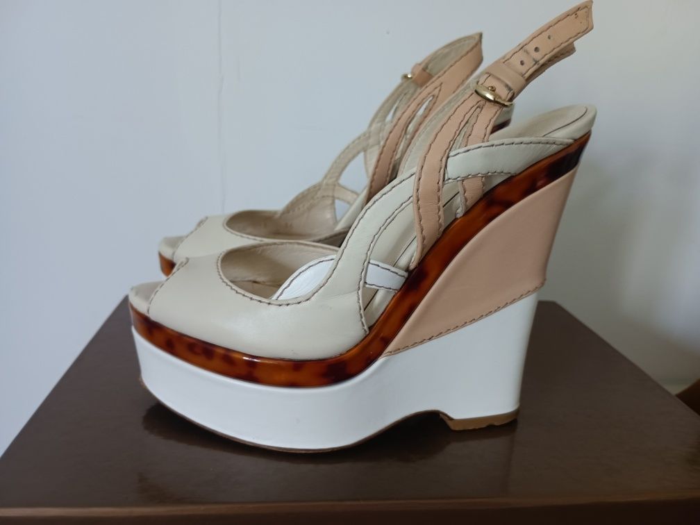 Sandálias altas Gucci