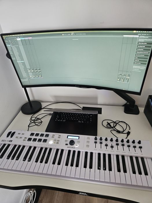 Kontroler MIDI Arturia Keylab 61 Essential
