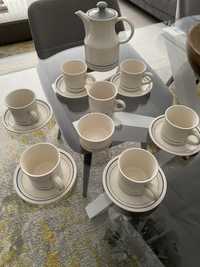 Serviço de chá em porcelana inglesa
