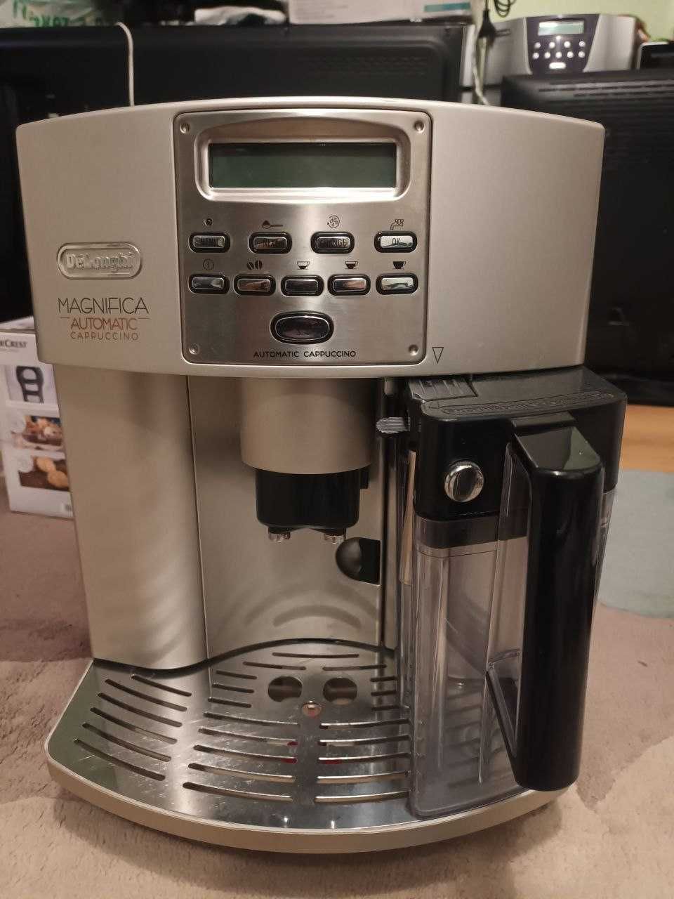 Кавомашина Delonghi Magnifica pronto cappuccino ESAM 3500
